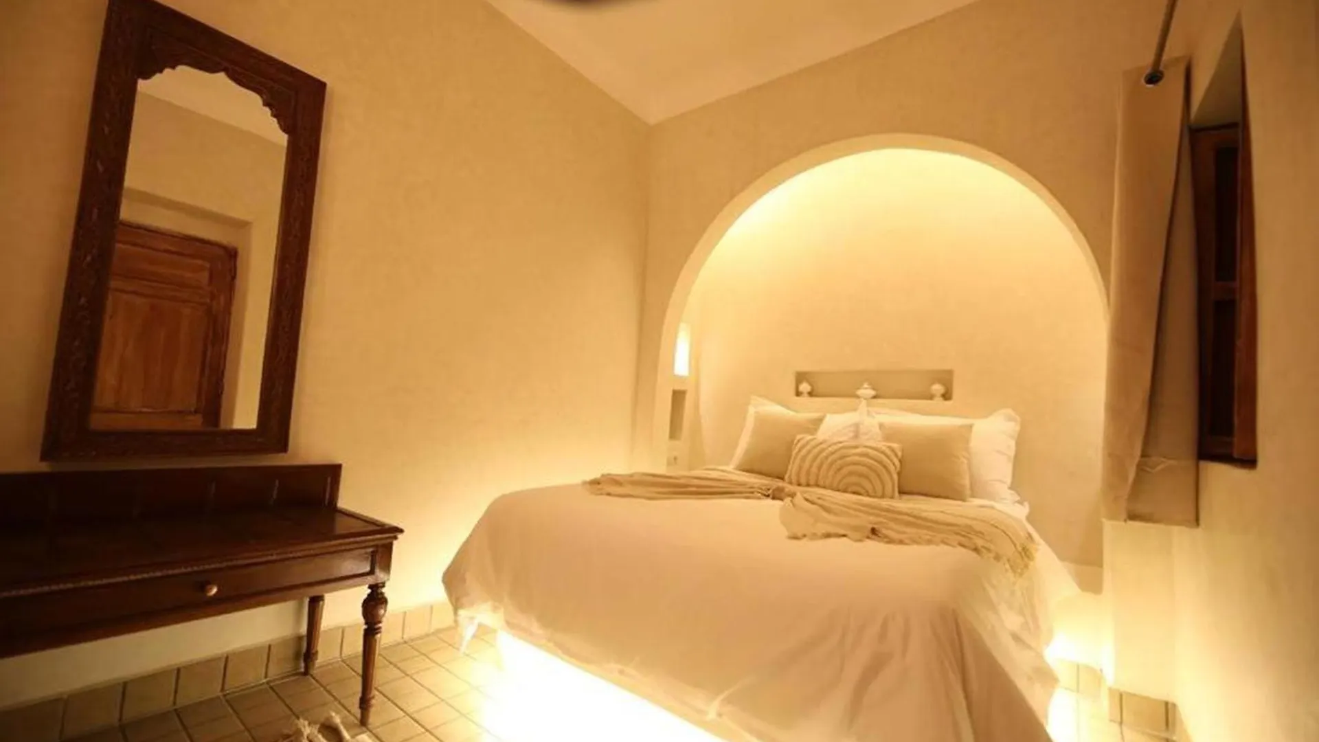 Riad Oum H&N Sidi Abdallah Ghiat
