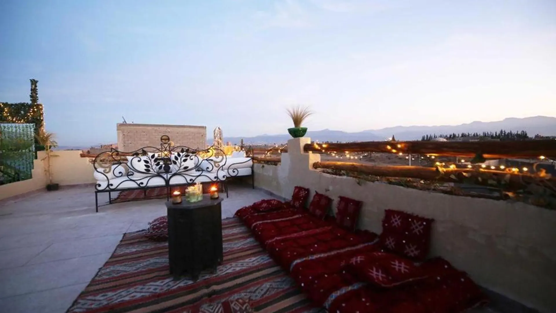 Riad Oum H&N Sidi Abdallah Ghiat